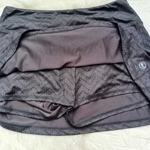 {Vineyard Vines} NEW Performance Shortie Skort - Picture 2 of 4
